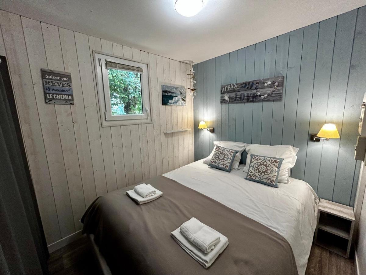 Les Cabanes Du Lac Vandre Экстерьер фото