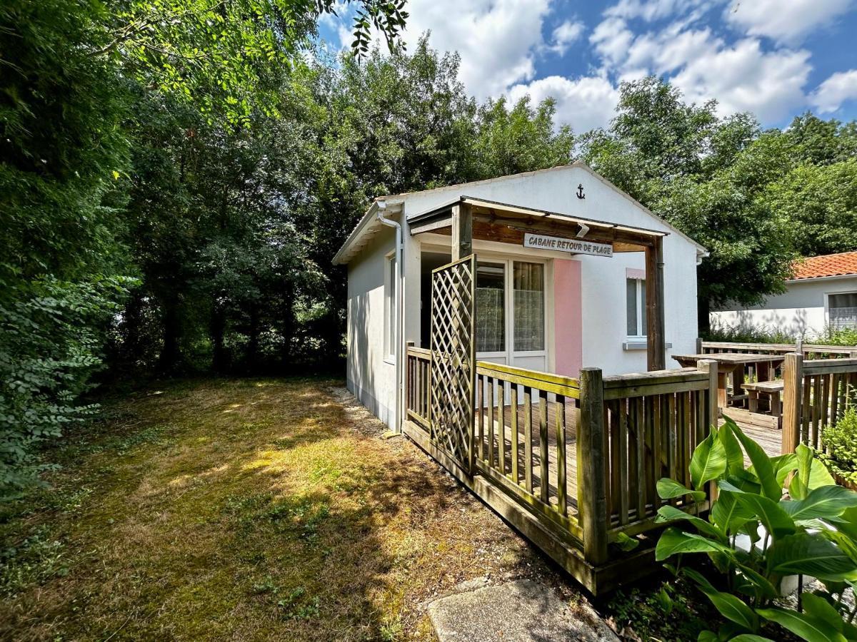 Les Cabanes Du Lac Vandre Экстерьер фото